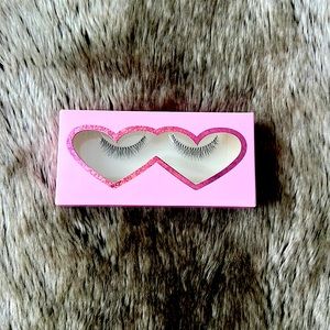 Small Red Cherry Lashes (Peony)